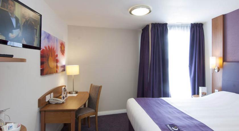 Premier Inn Chester Central - North Ruang foto