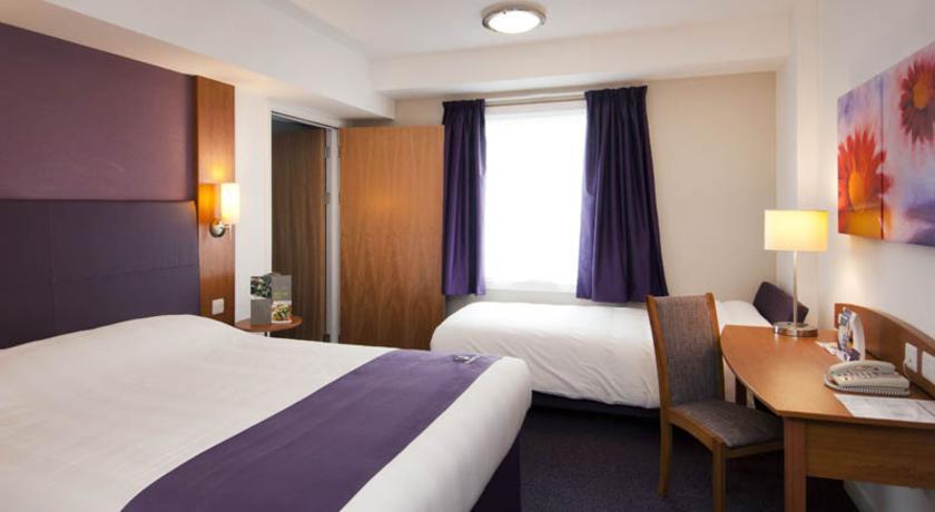 Premier Inn Chester Central - North Ruang foto